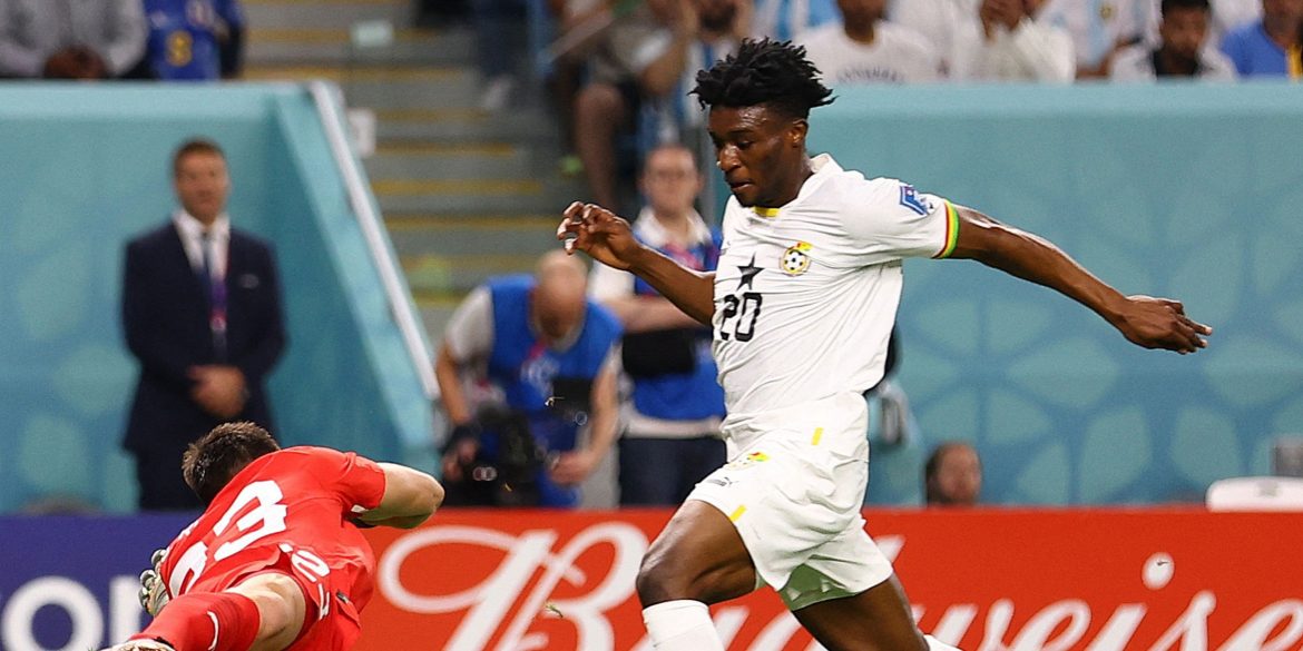 Chelsea: Boehly In Pole Position For "Massive" Signing