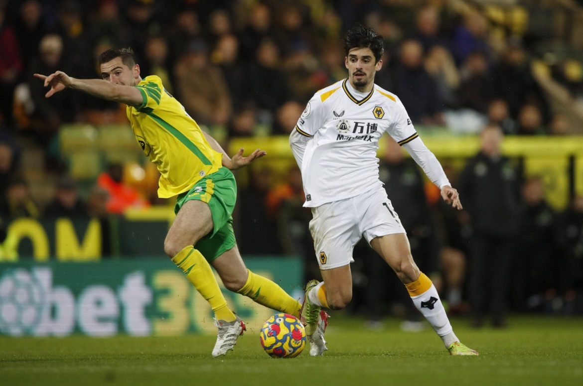 Wolves fans slam Trincao vs Norwich