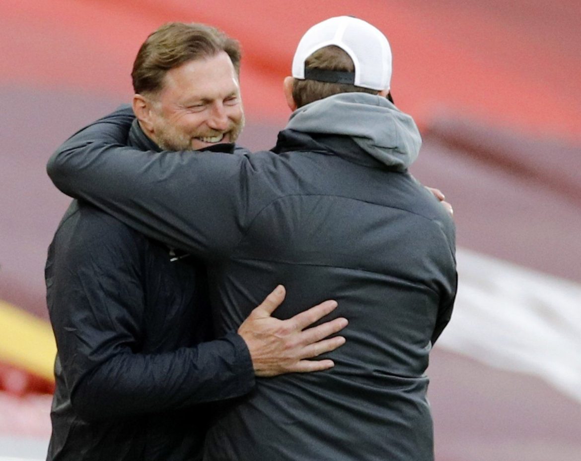 Southampton fans hate Hasenhuttl photo