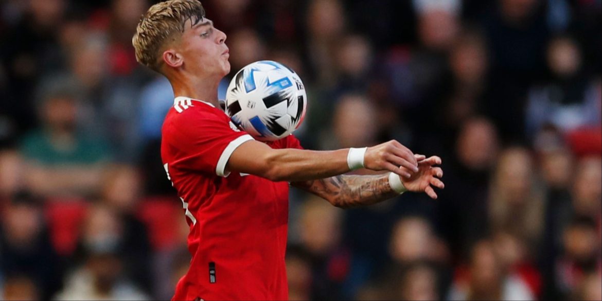 Leeds United: Farke Eyeing Move For 22 y/o "Beast"